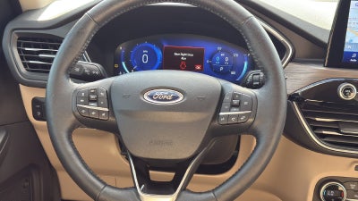 2020 Ford Escape Hybrid Titanium