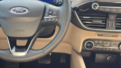 2020 Ford Escape Hybrid Titanium