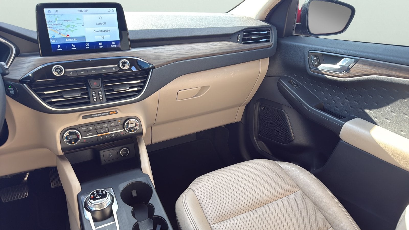 2020 Ford Escape Hybrid Titanium