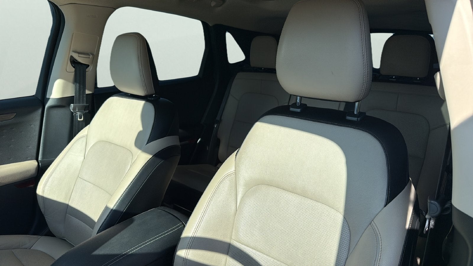 2020 Ford Escape Hybrid Titanium