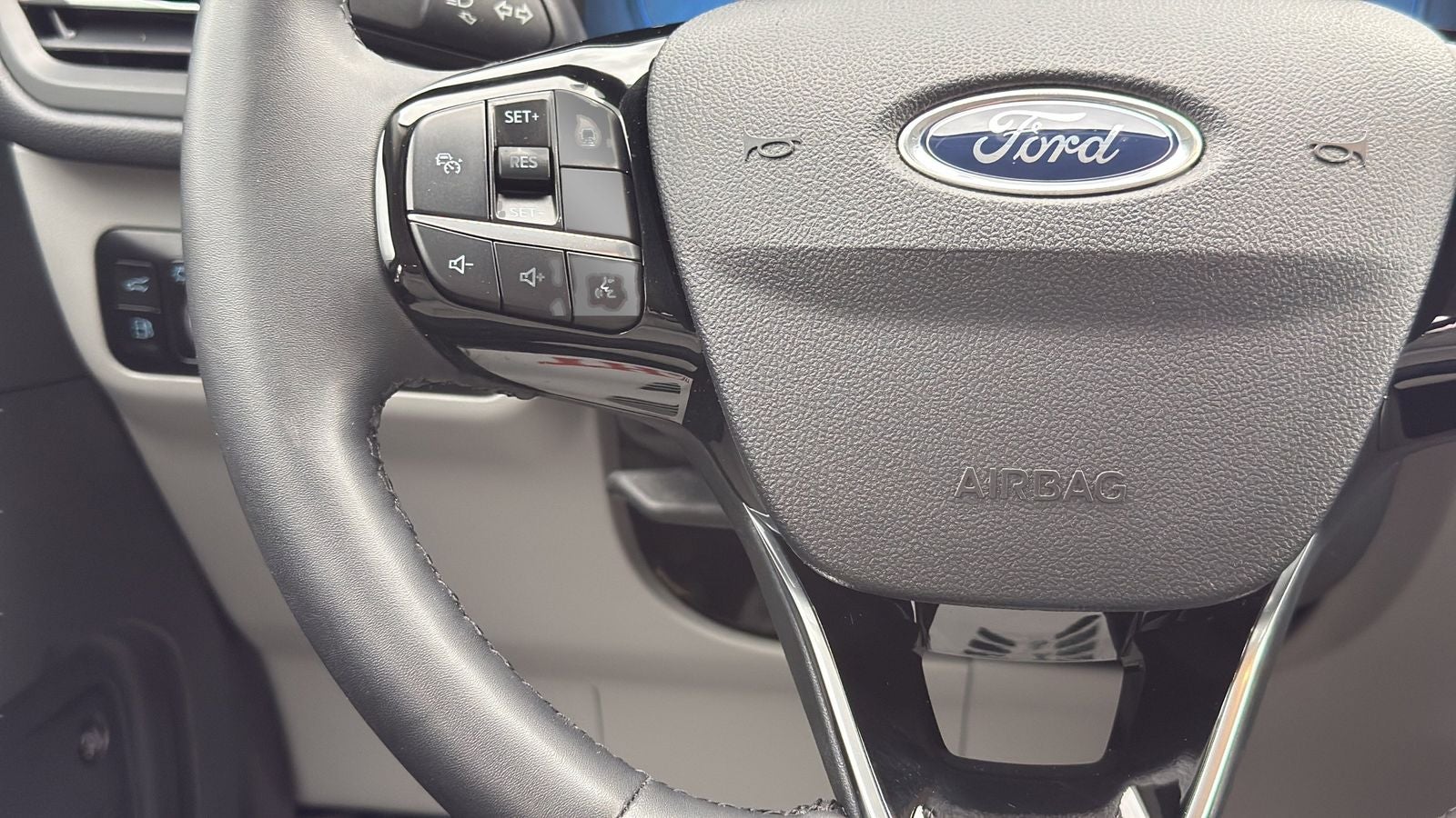 2023 Ford Escape Hybrid Platinum