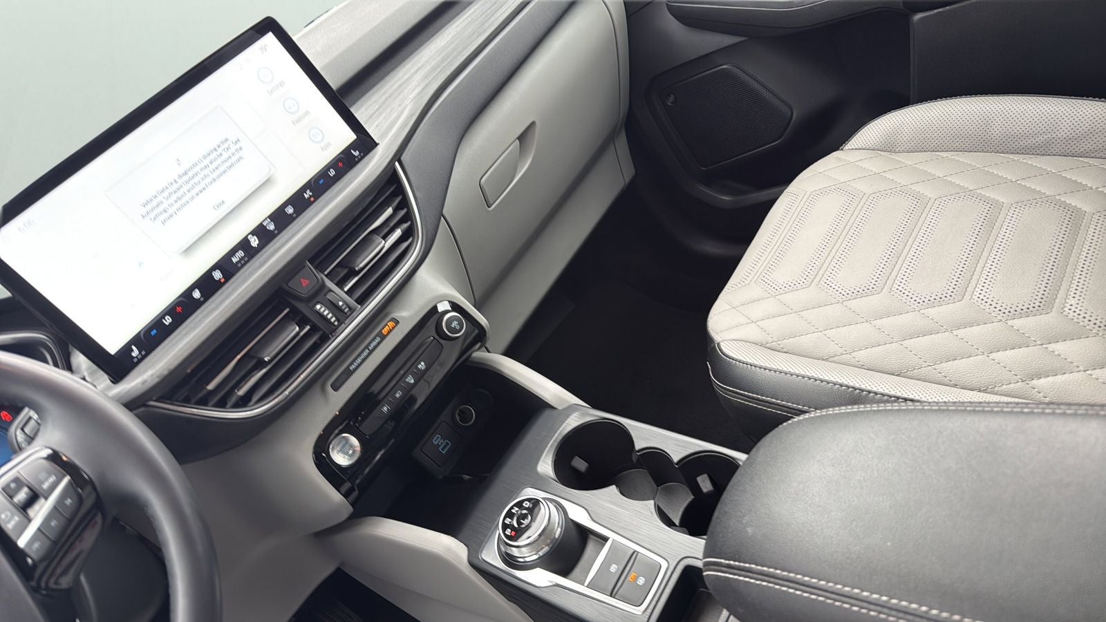 2023 Ford Escape Hybrid Platinum