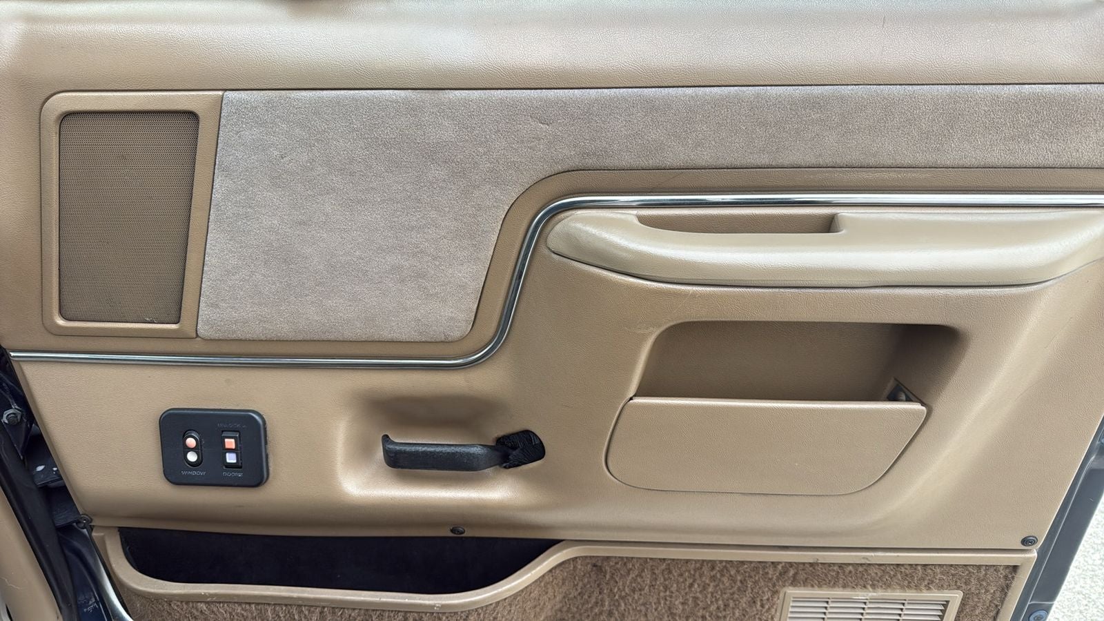 1988 Ford Bronco XLT