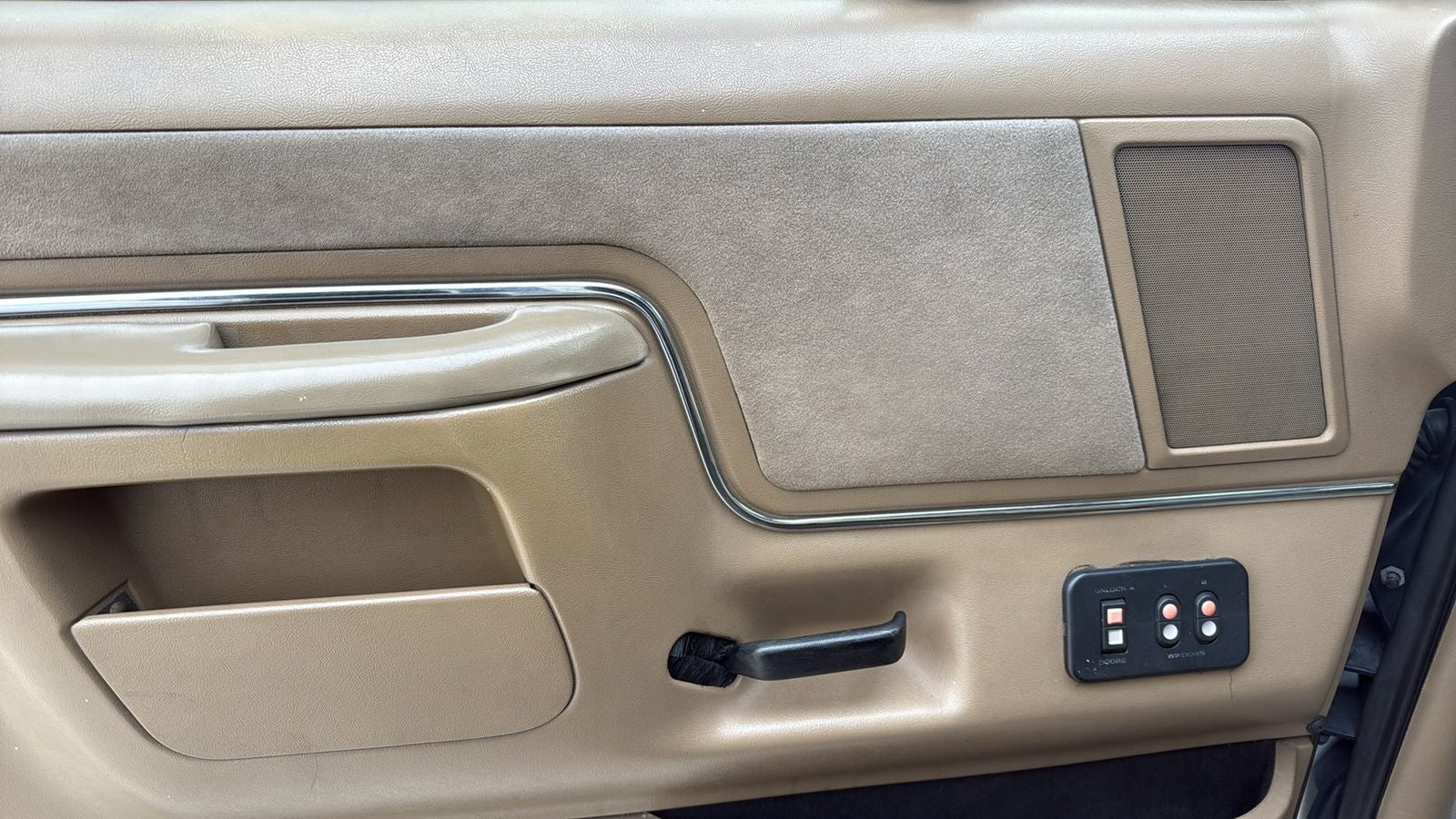 1988 Ford Bronco XLT