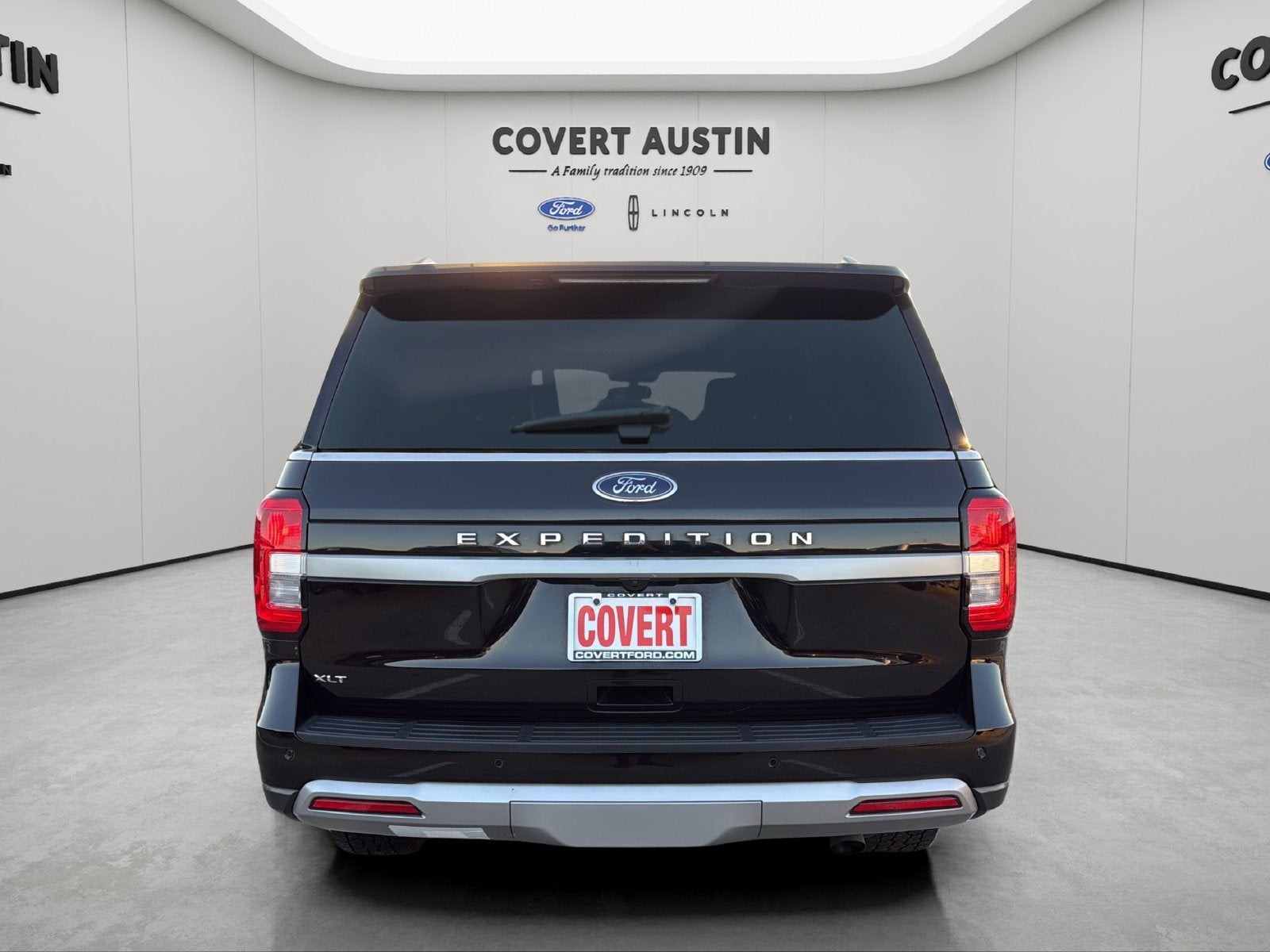 2023 Ford Expedition XLT