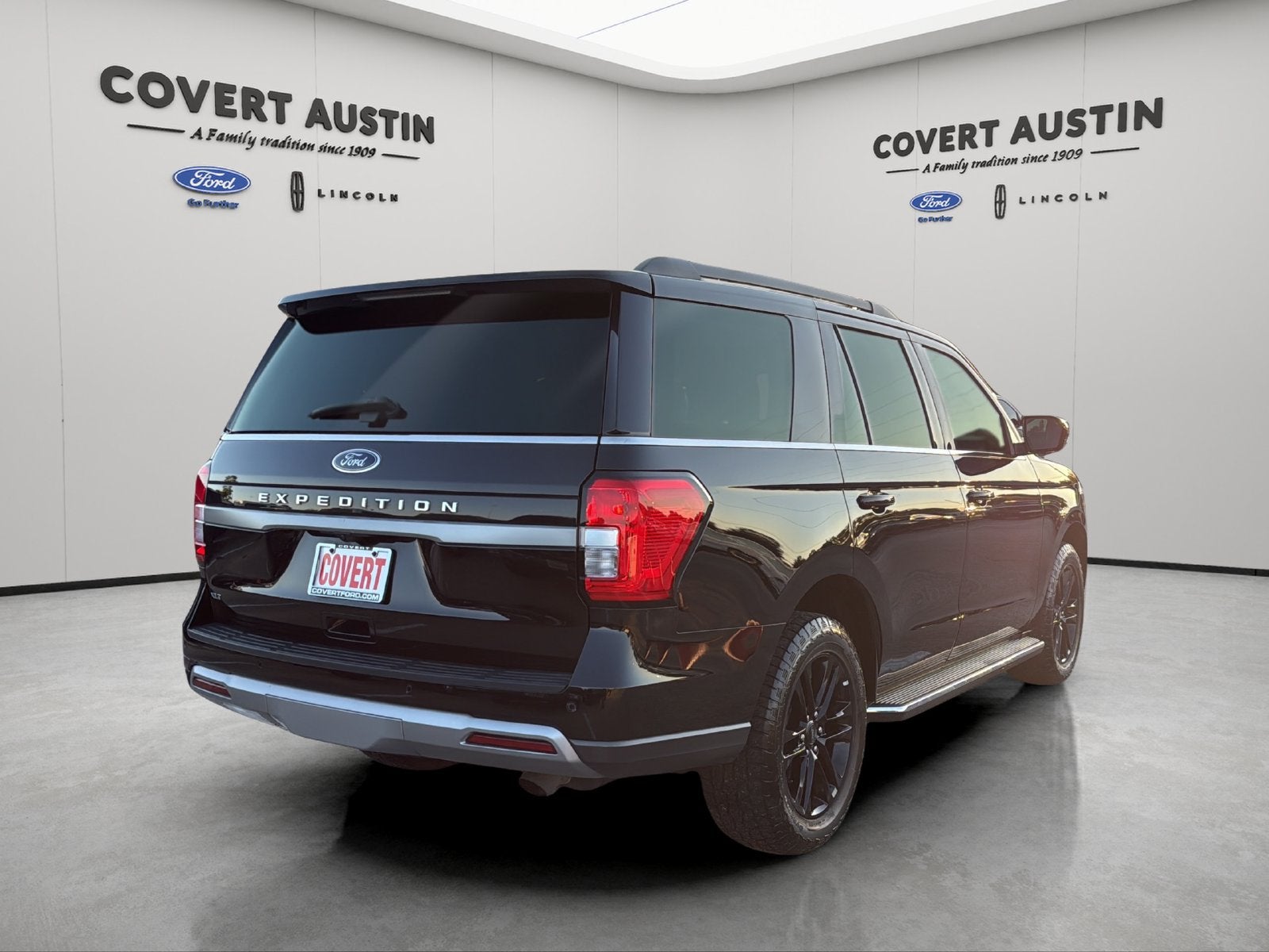 2023 Ford Expedition XLT