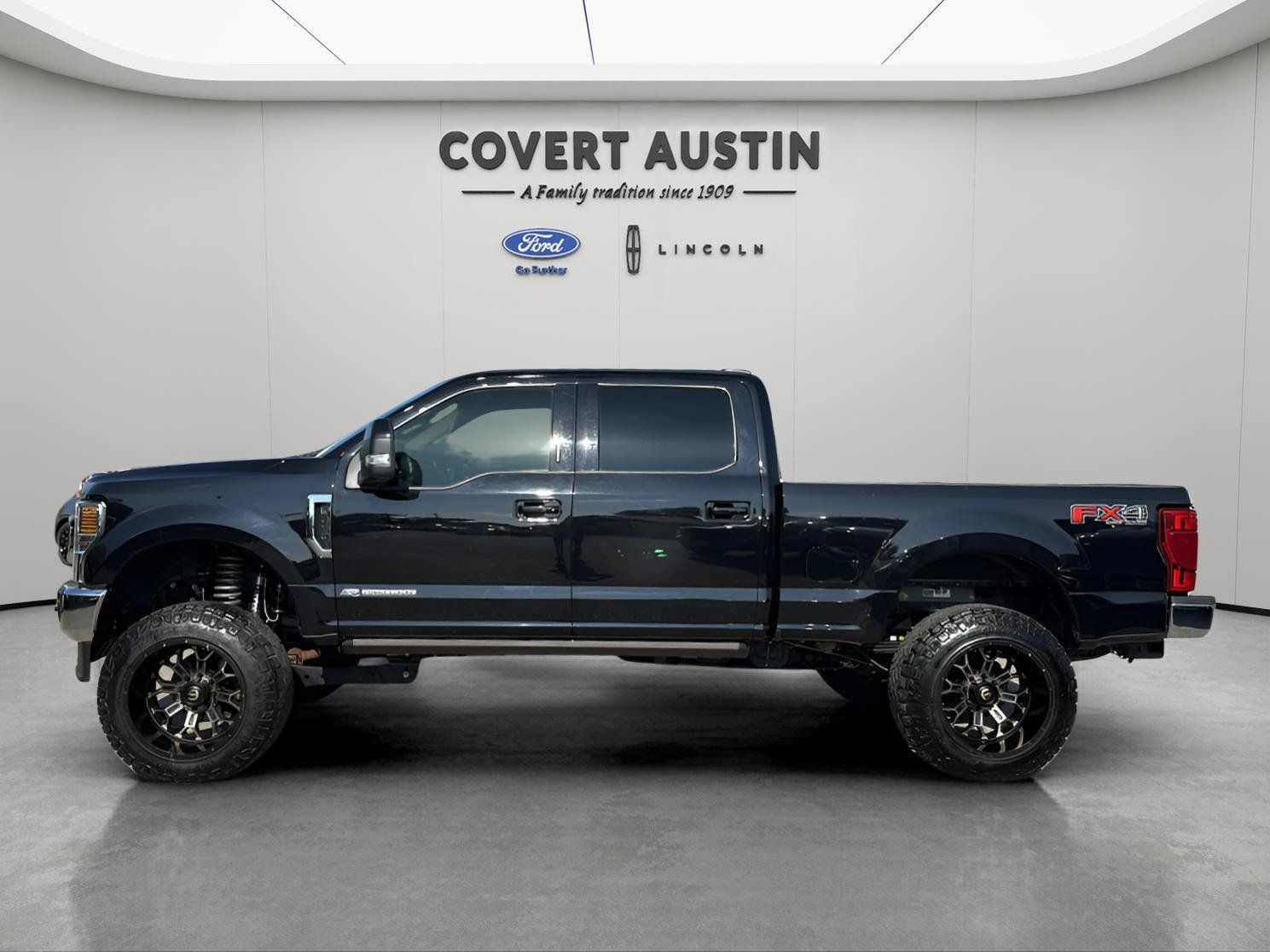 2022 Ford F-250SD Lariat