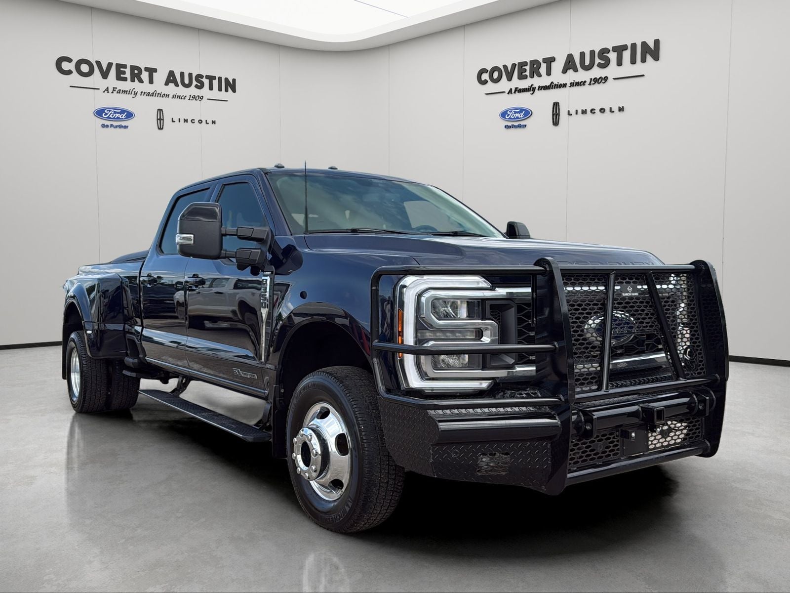 2024 Ford F-350SD Lariat