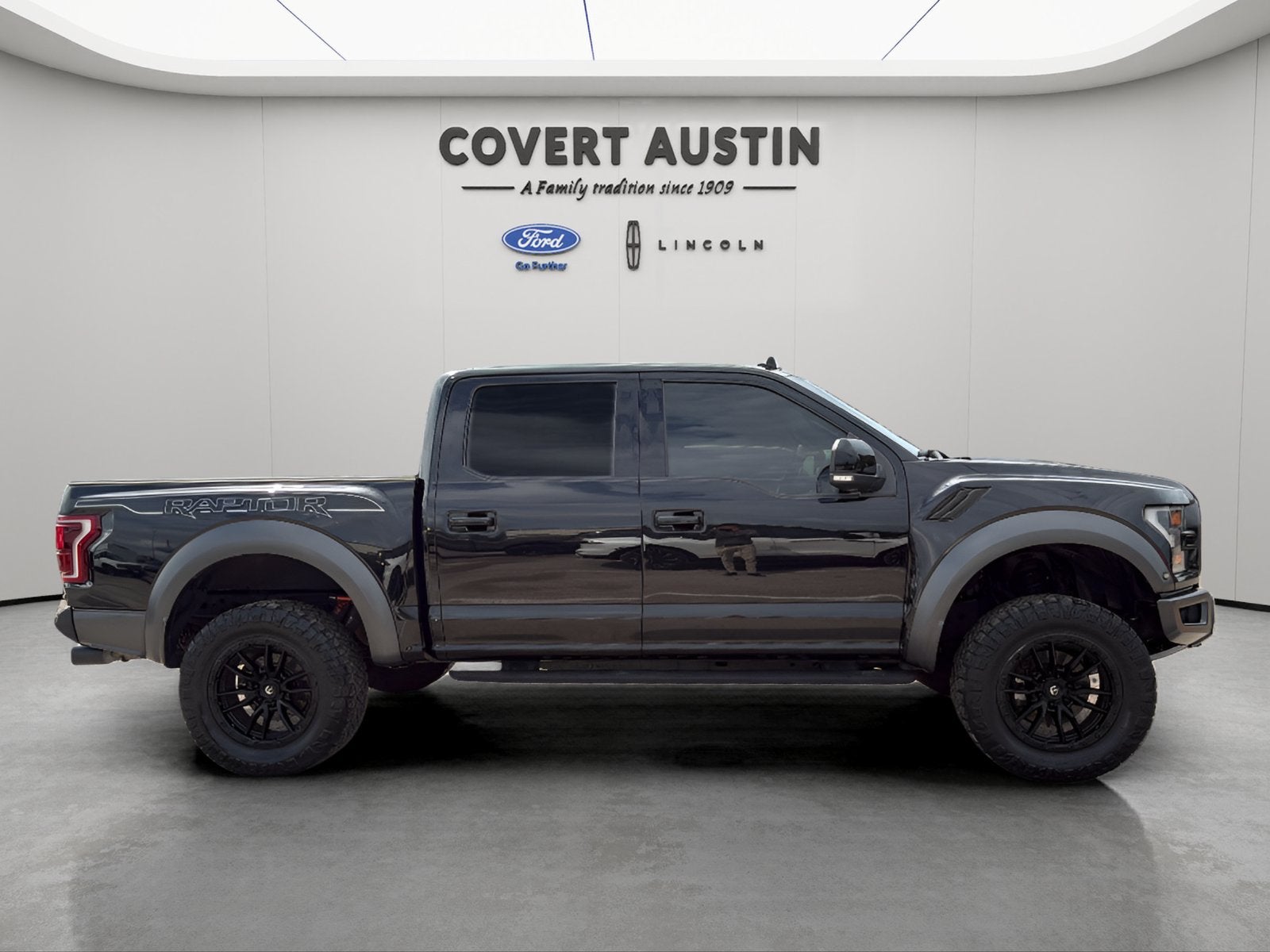 2020 Ford F-150 Raptor