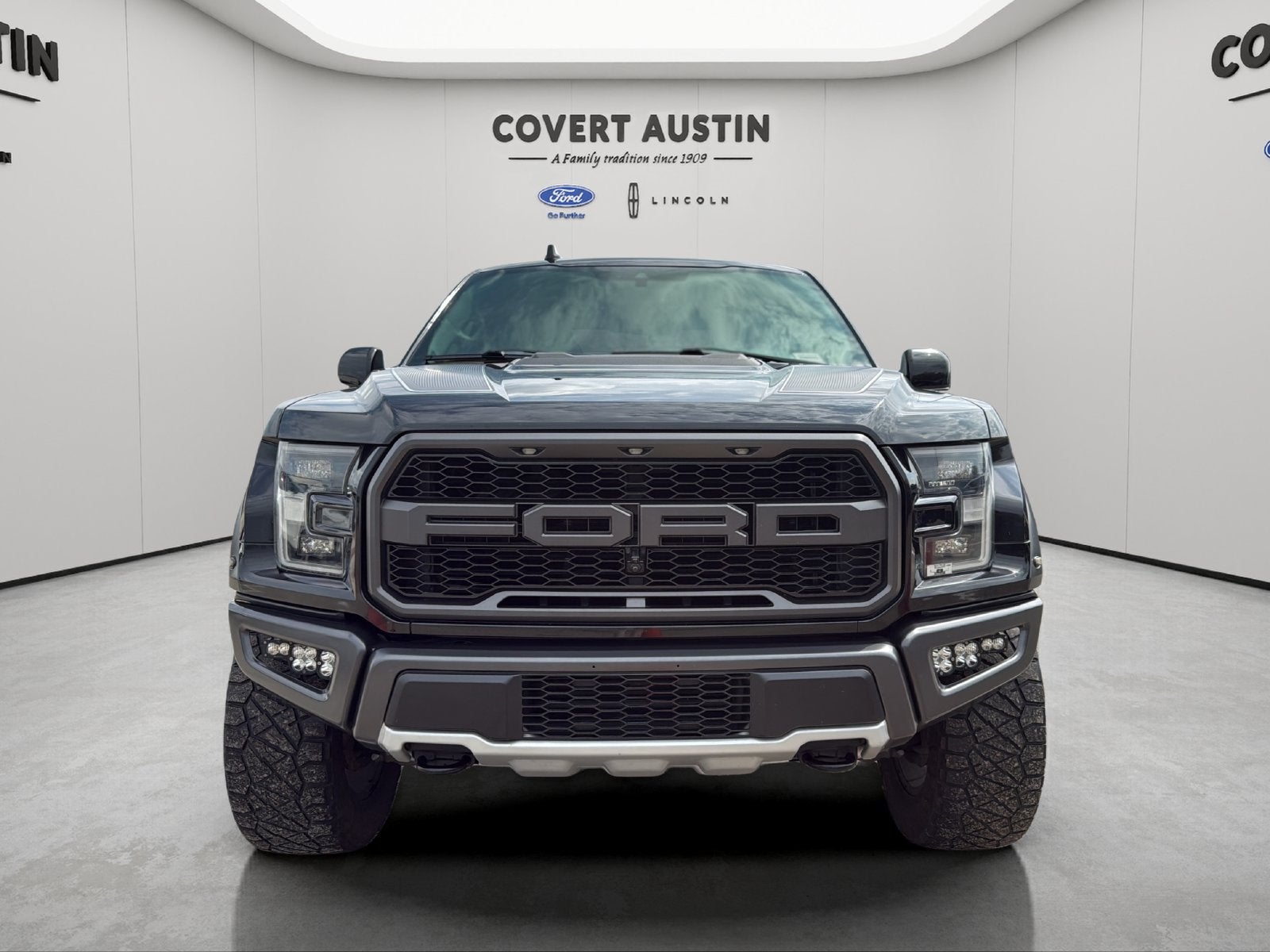 2020 Ford F-150 Raptor