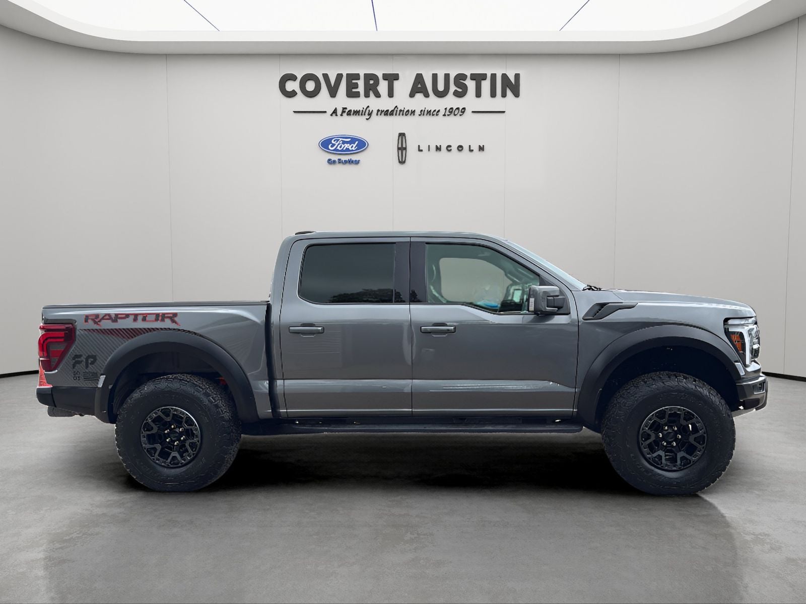 2025 Ford F-150 Raptor