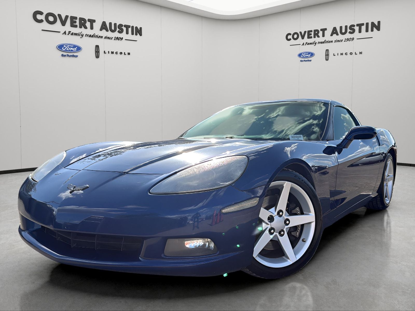 2005 Chevrolet Corvette Base