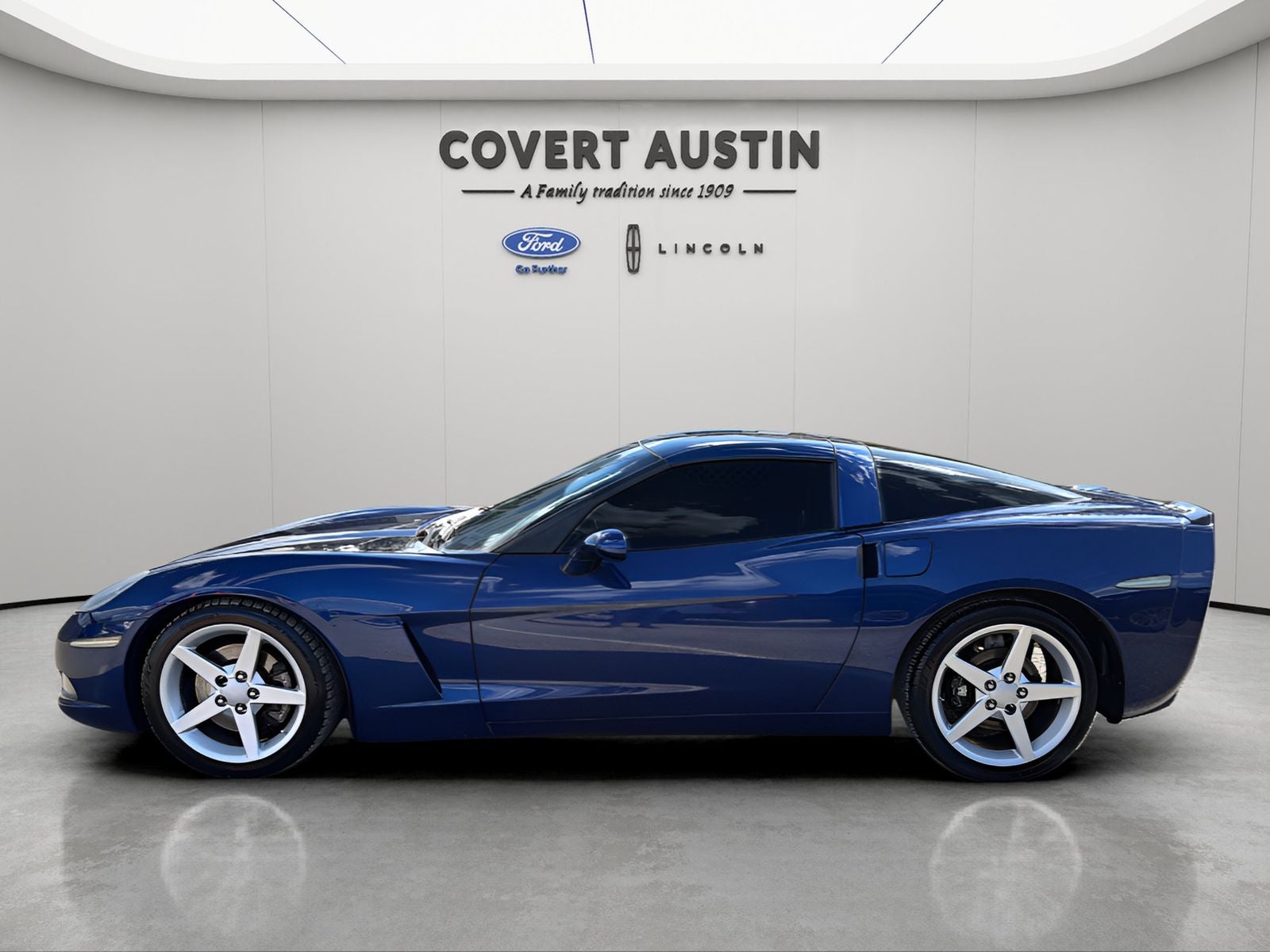 2005 Chevrolet Corvette Base