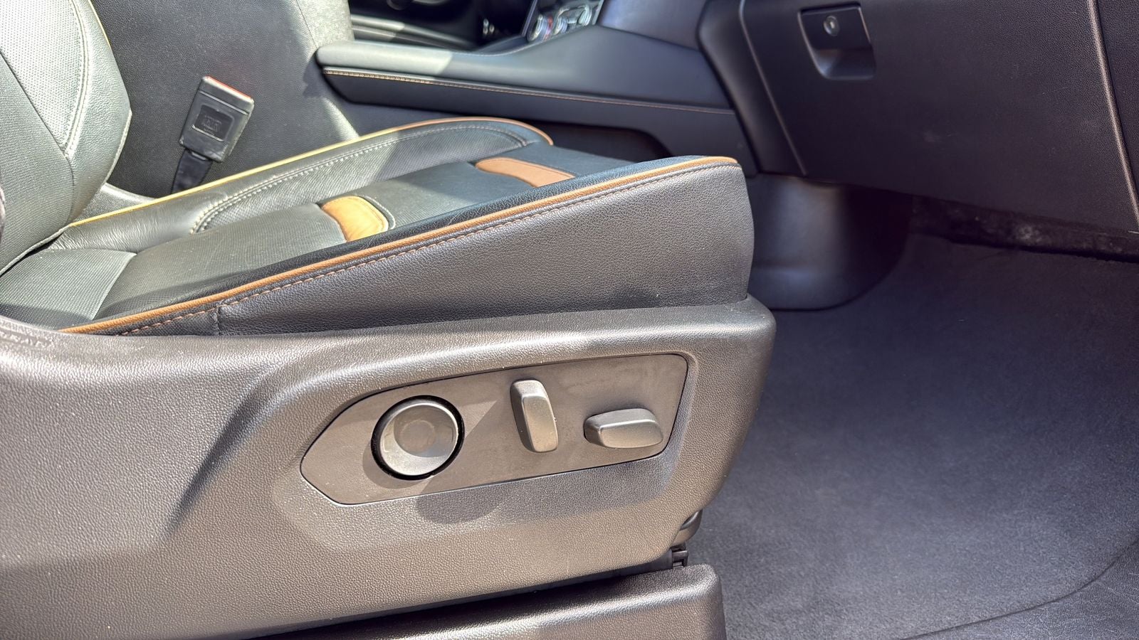 2022 GMC Yukon AT4