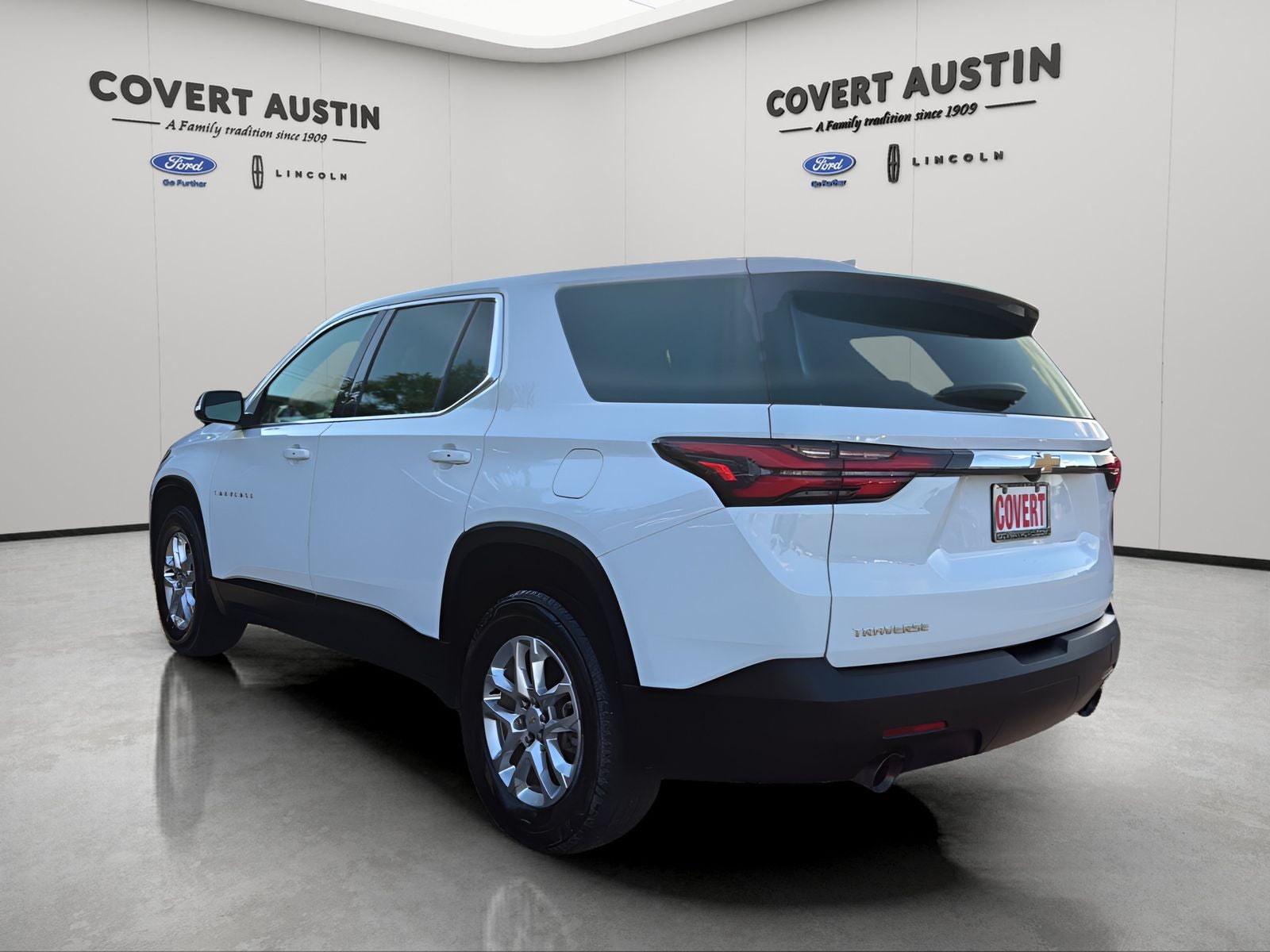 2023 Chevrolet Traverse LS