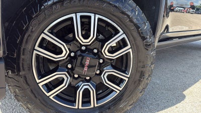 2022 GMC Sierra 2500HD AT4
