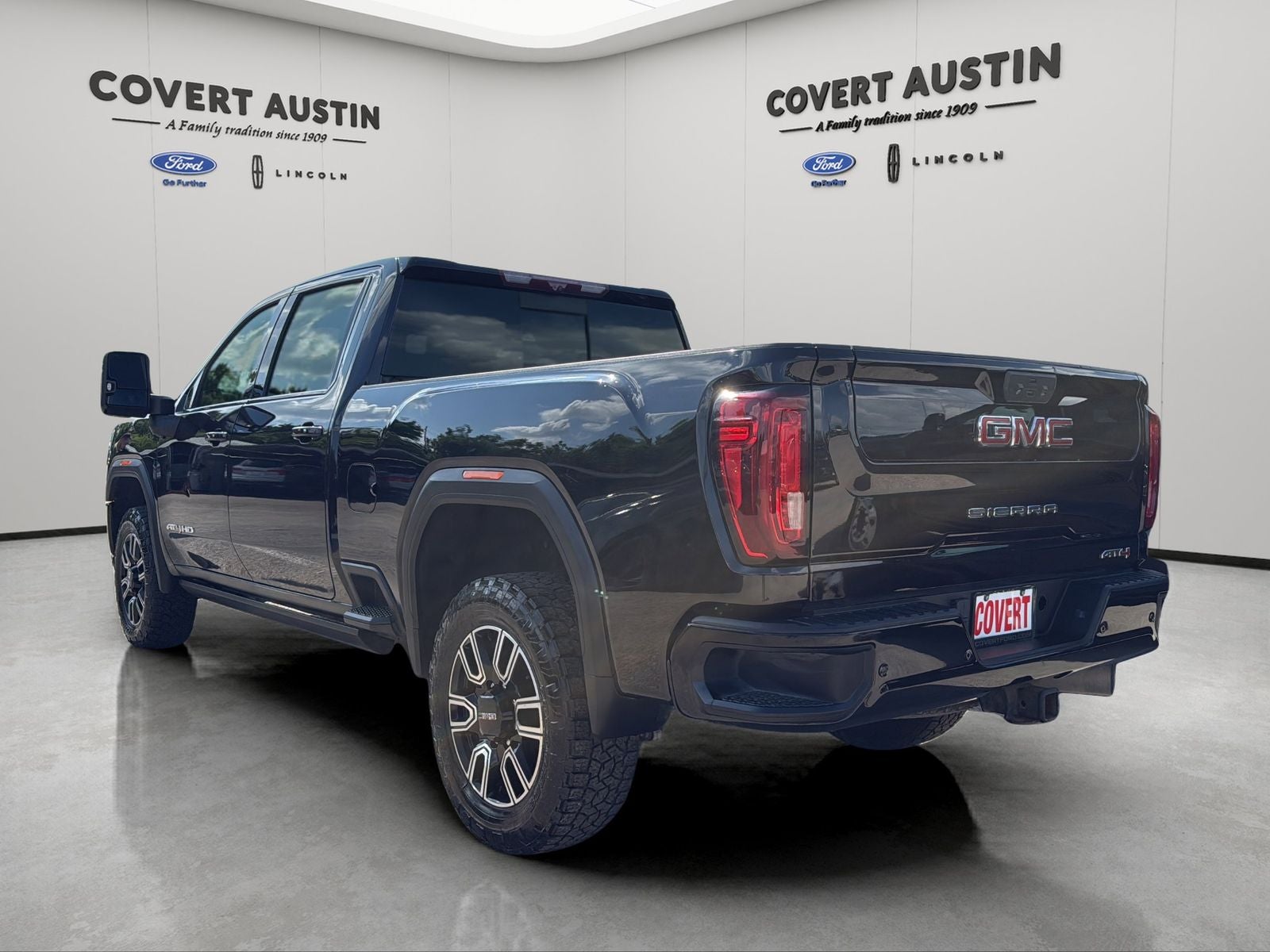 2022 GMC Sierra 2500HD AT4