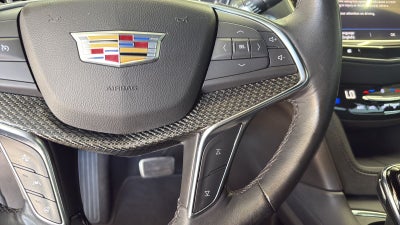 2023 Cadillac XT5 Sport