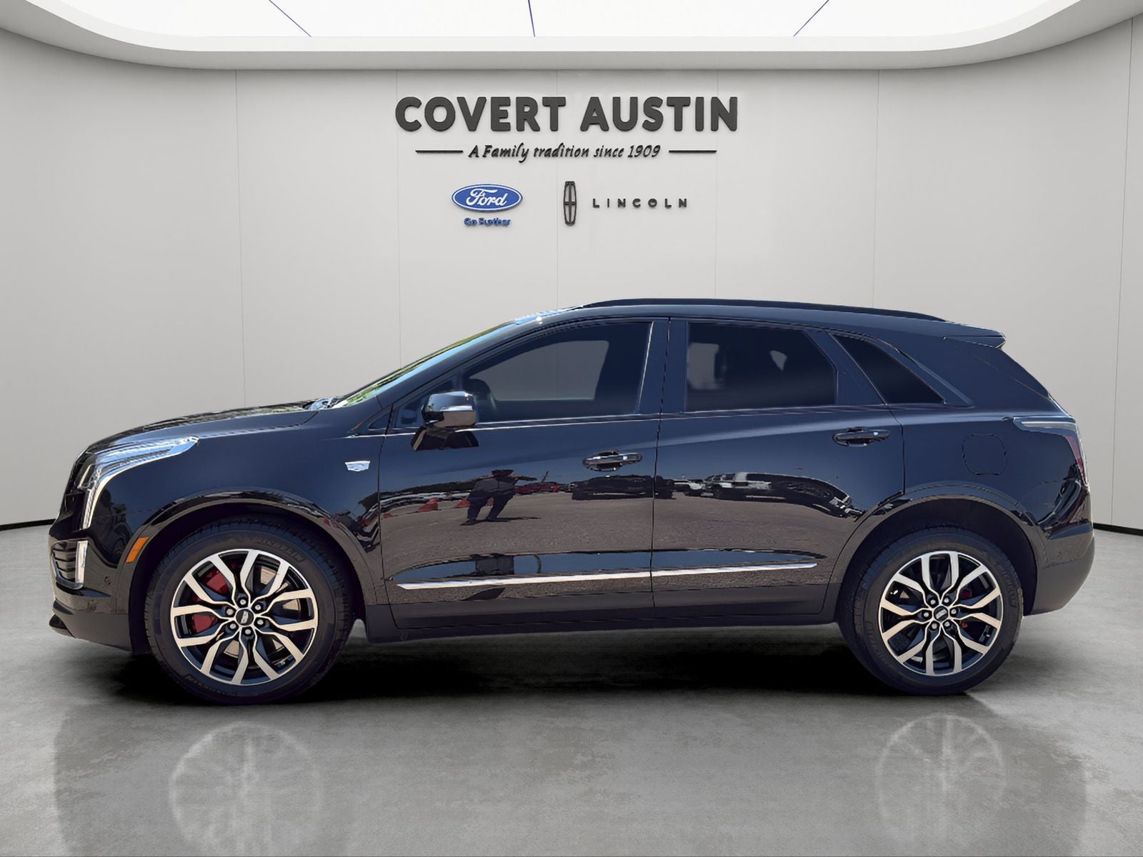 2023 Cadillac XT5 Sport