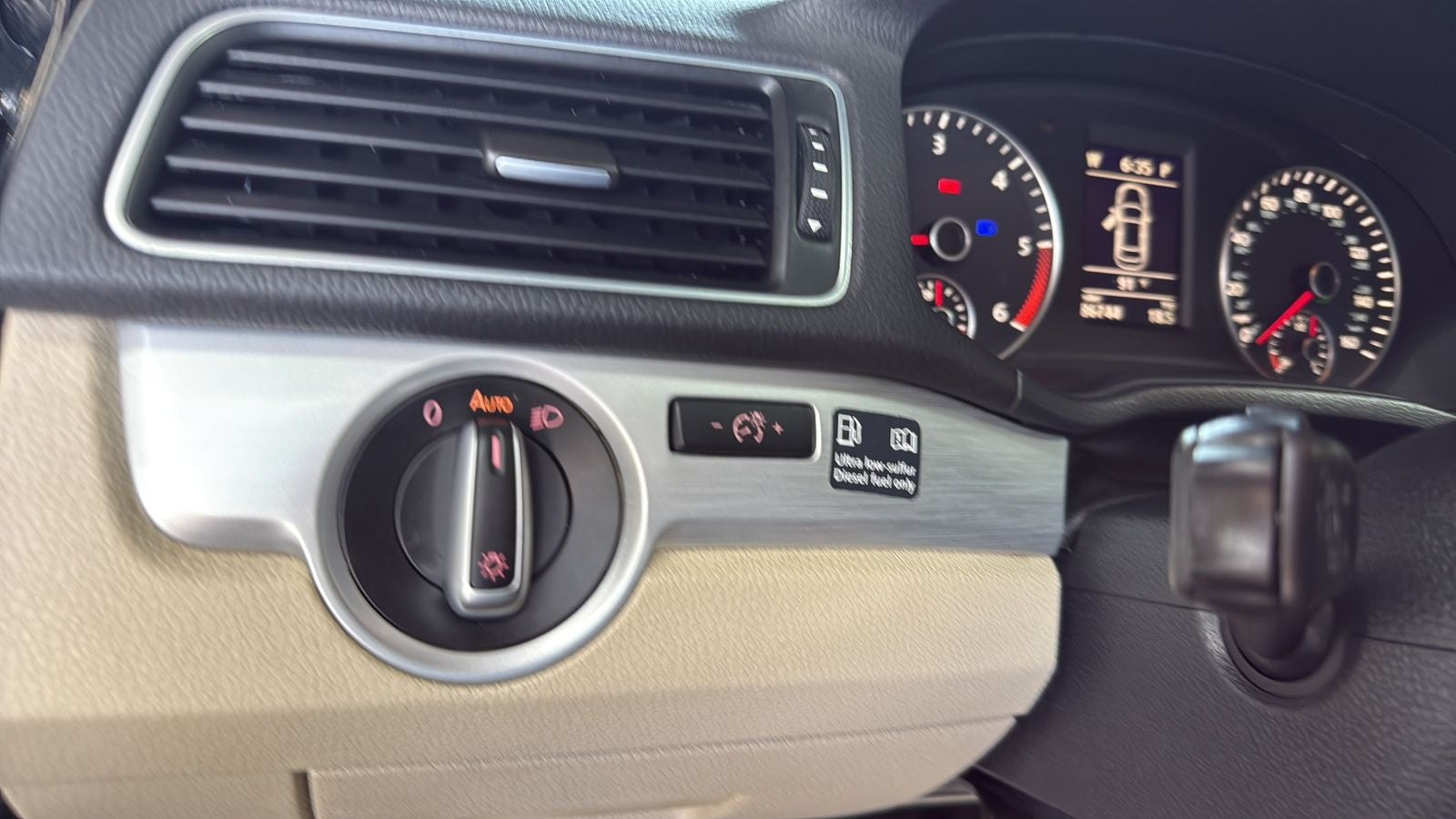 2012 Volkswagen Passat TDI SE