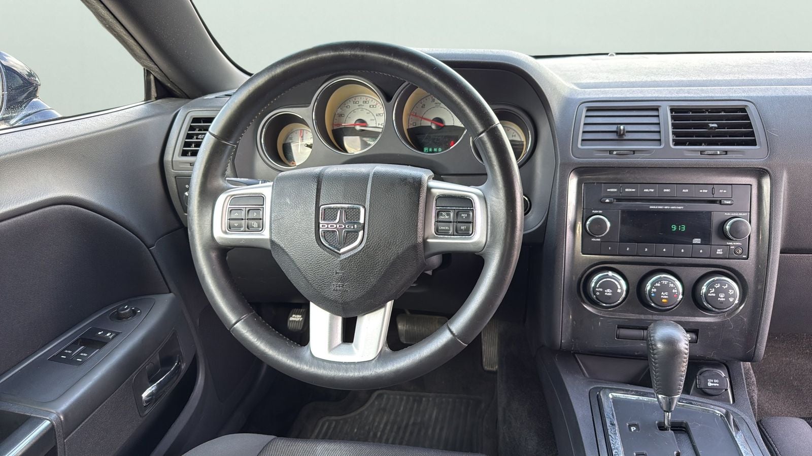 2014 Dodge Challenger SXT
