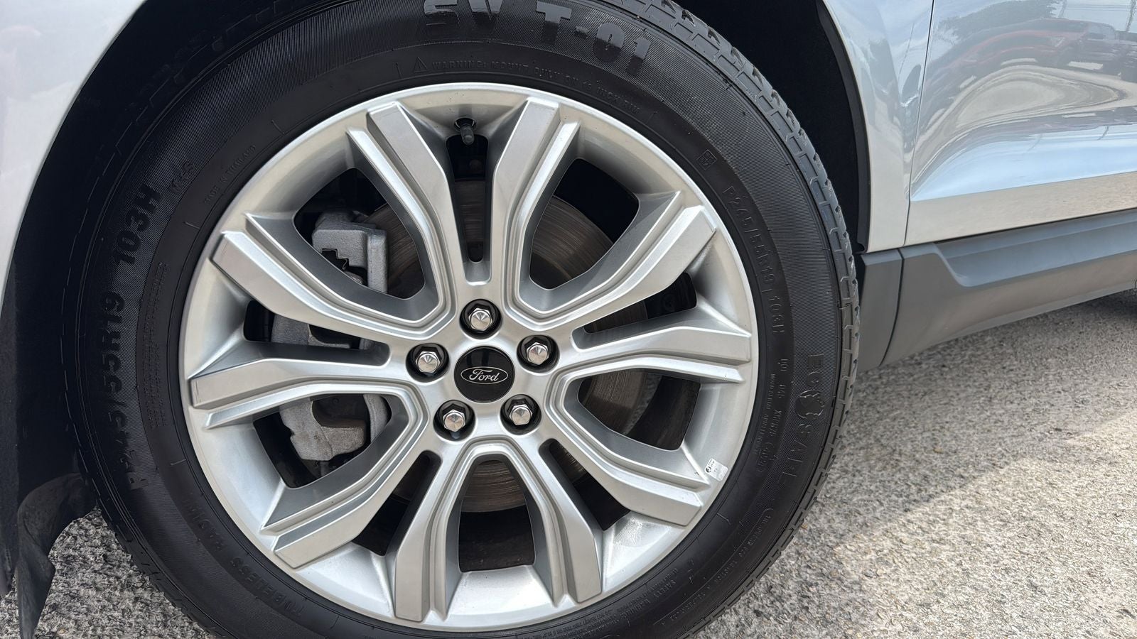 2024 Ford Edge Titanium