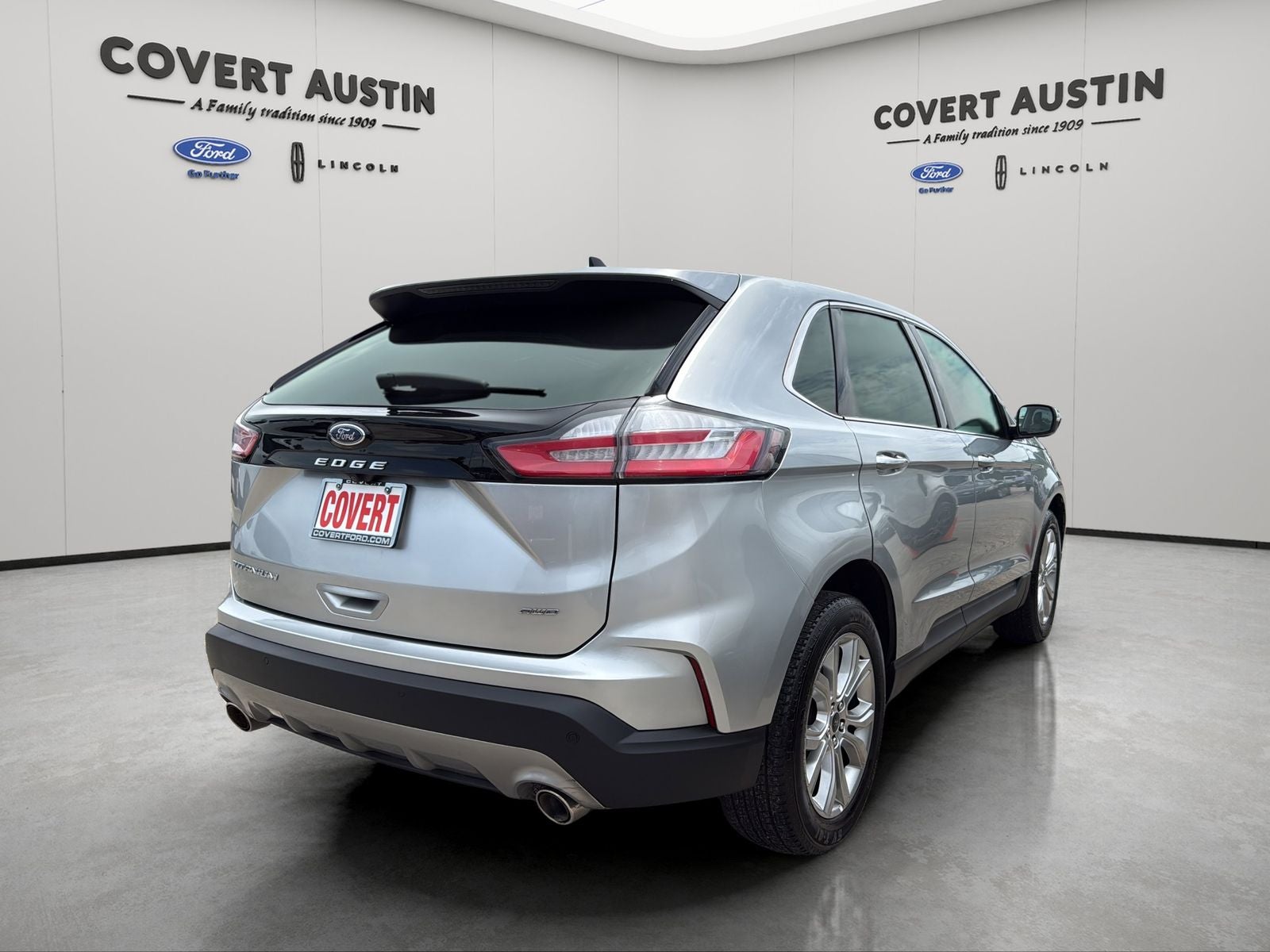 2024 Ford Edge Titanium