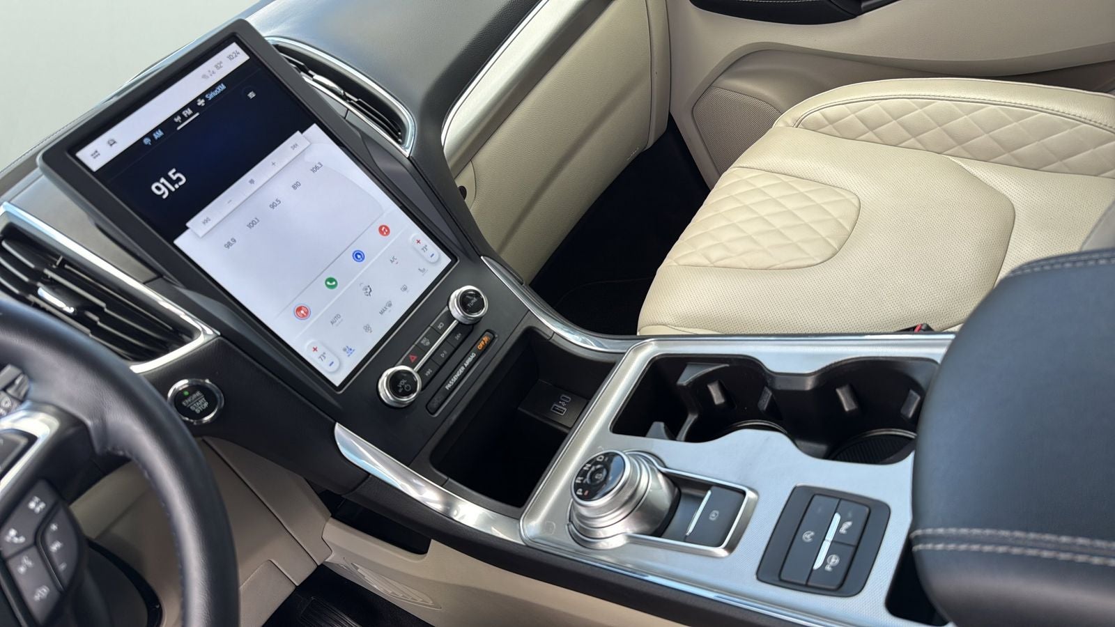 2023 Ford Edge Titanium