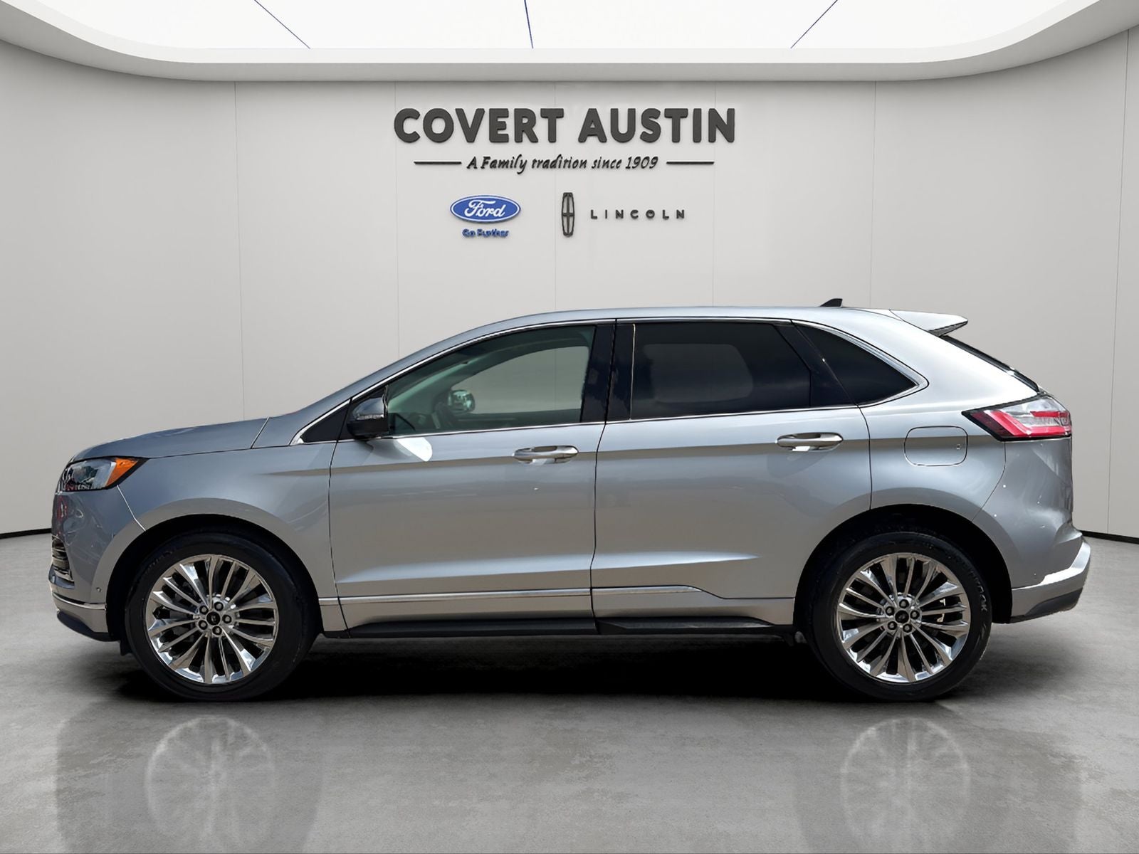 2023 Ford Edge Titanium