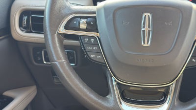 2022 Lincoln Nautilus Standard