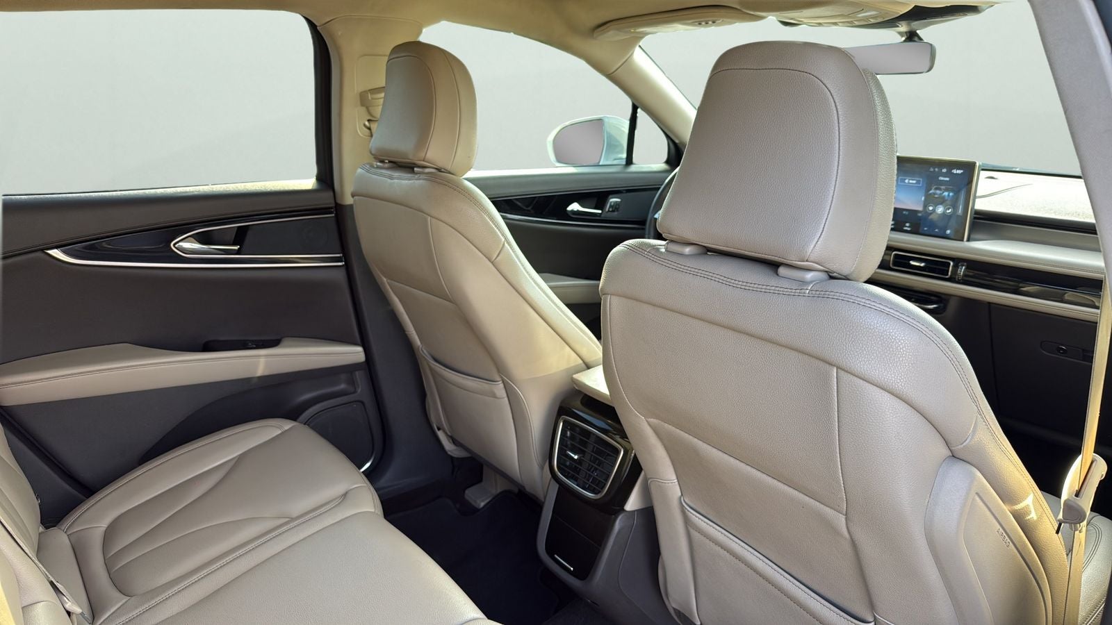 2022 Lincoln Nautilus Standard