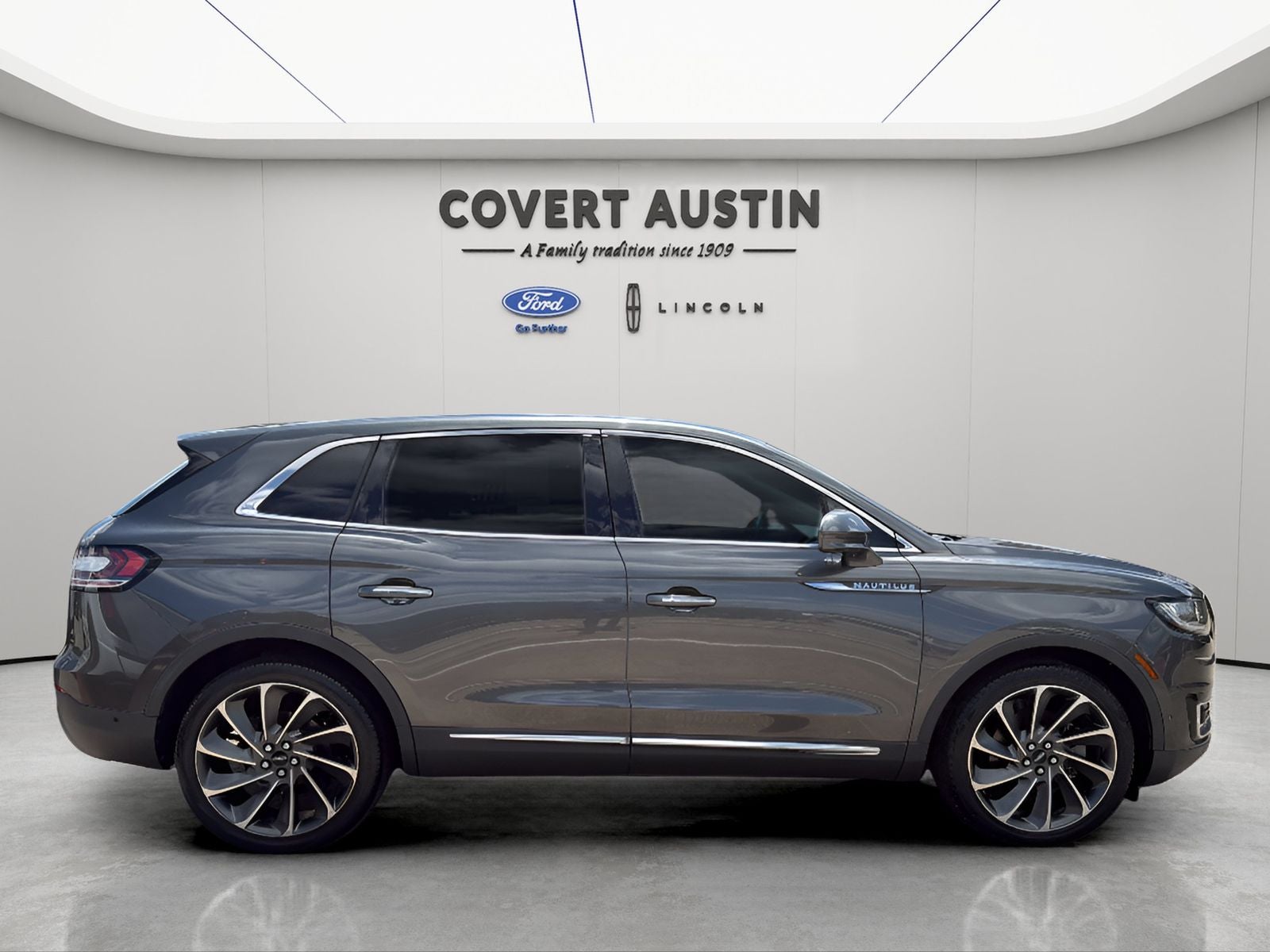 2019 Lincoln Nautilus Reserve