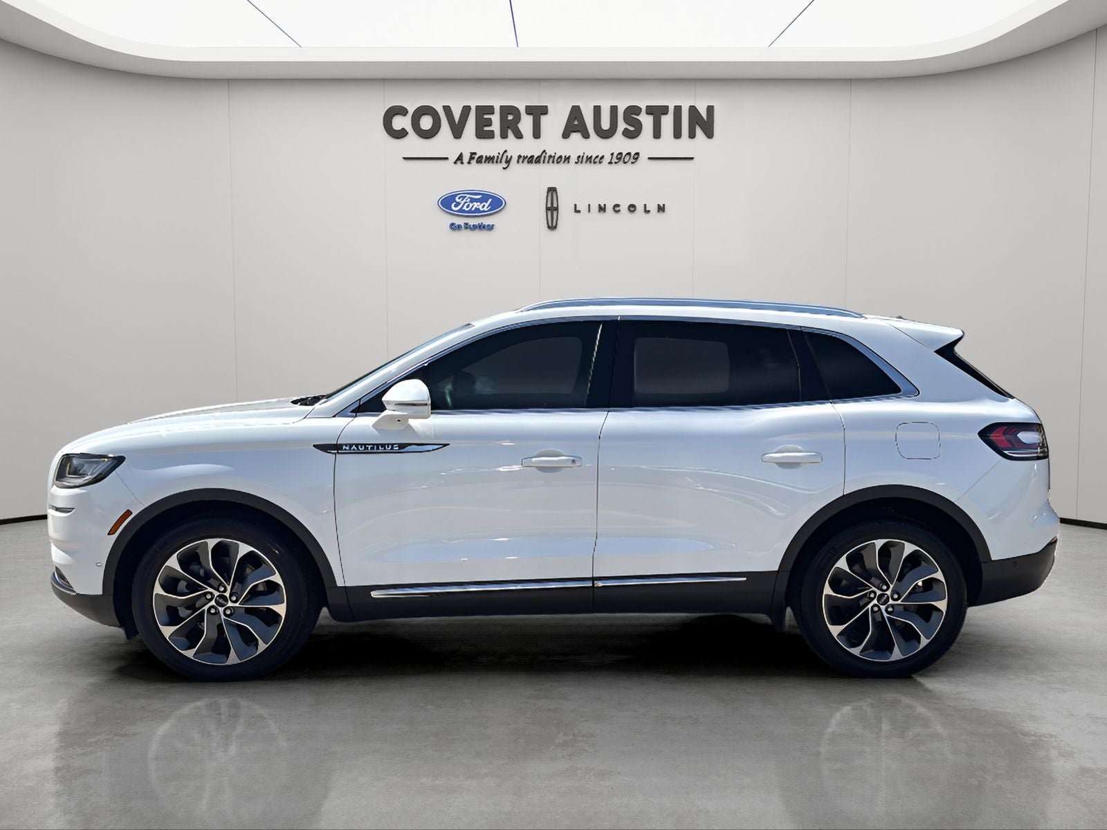 2023 Lincoln Nautilus Reserve