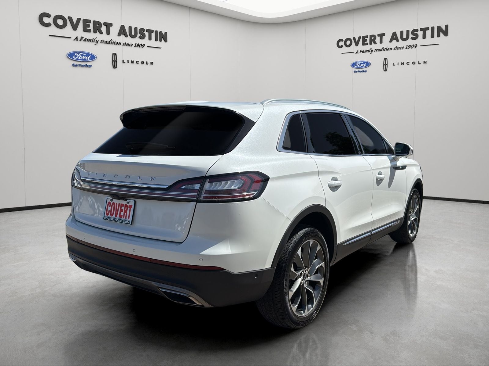 2023 Lincoln Nautilus Reserve