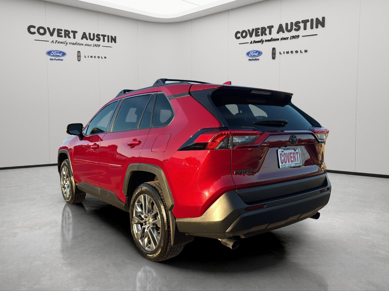 2024 Toyota RAV4 XLE Premium