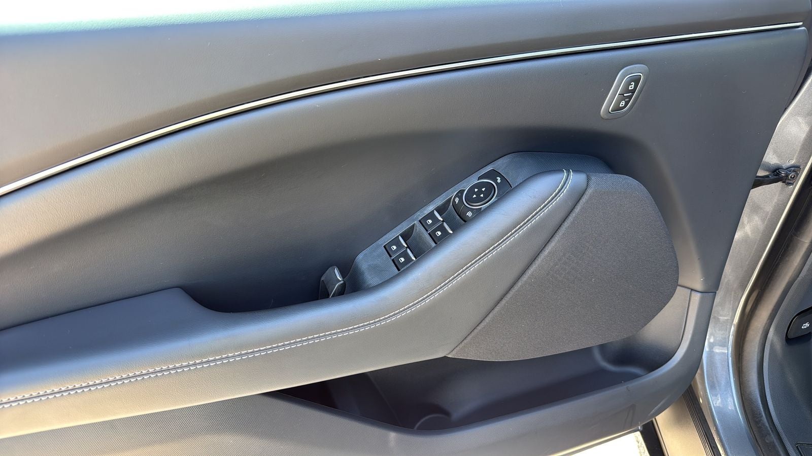 2023 Ford Mustang Mach-E Select