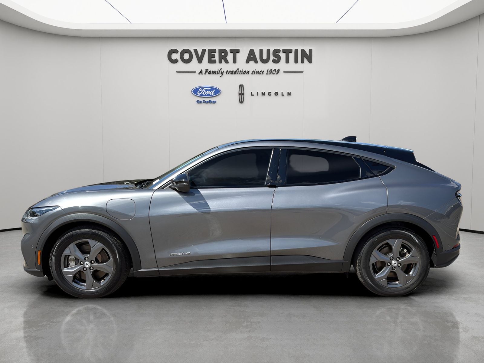 2023 Ford Mustang Mach-E Select