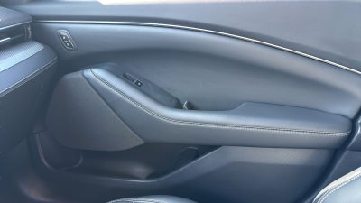 2023 Ford Mustang Mach-E Select