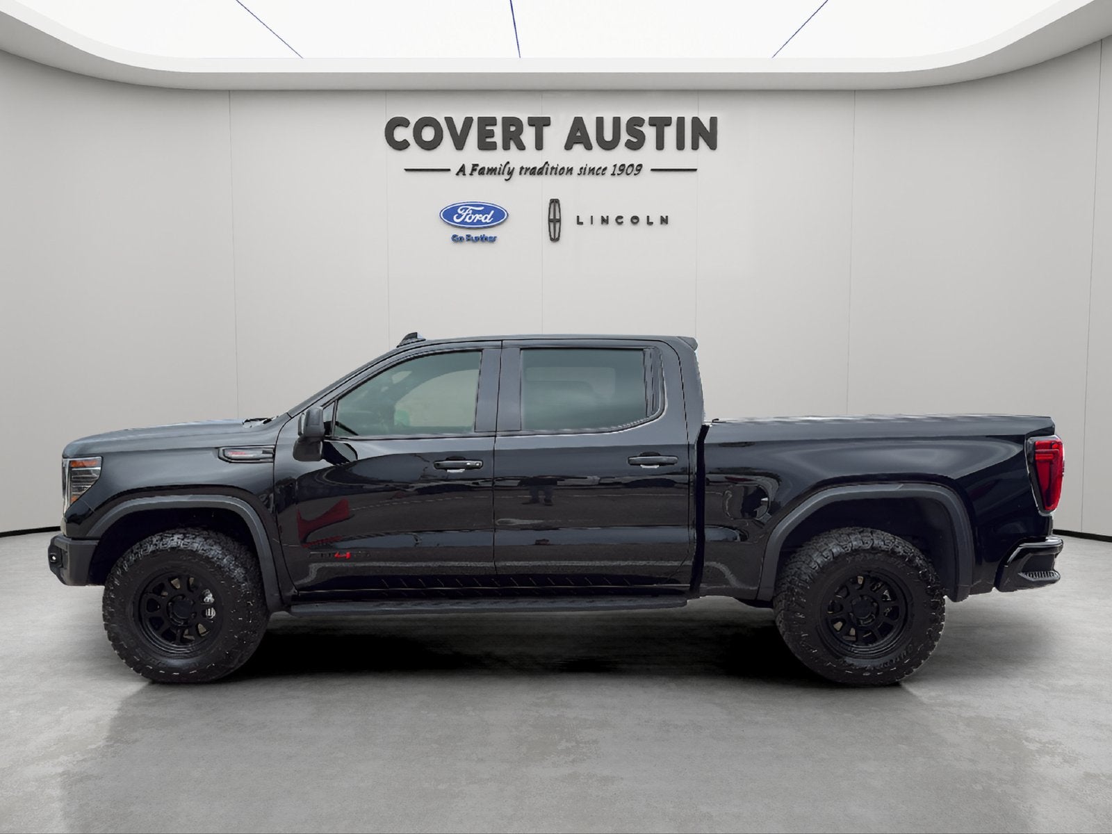 2024 GMC Sierra 1500 AT4X