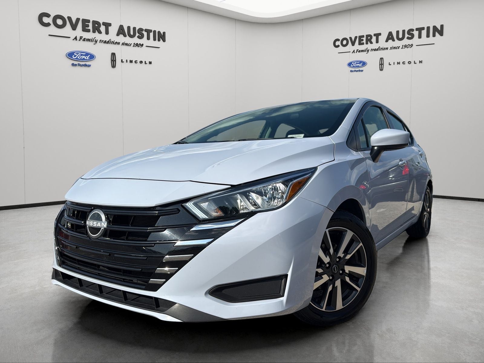 2024 Nissan Versa 1.6 SV