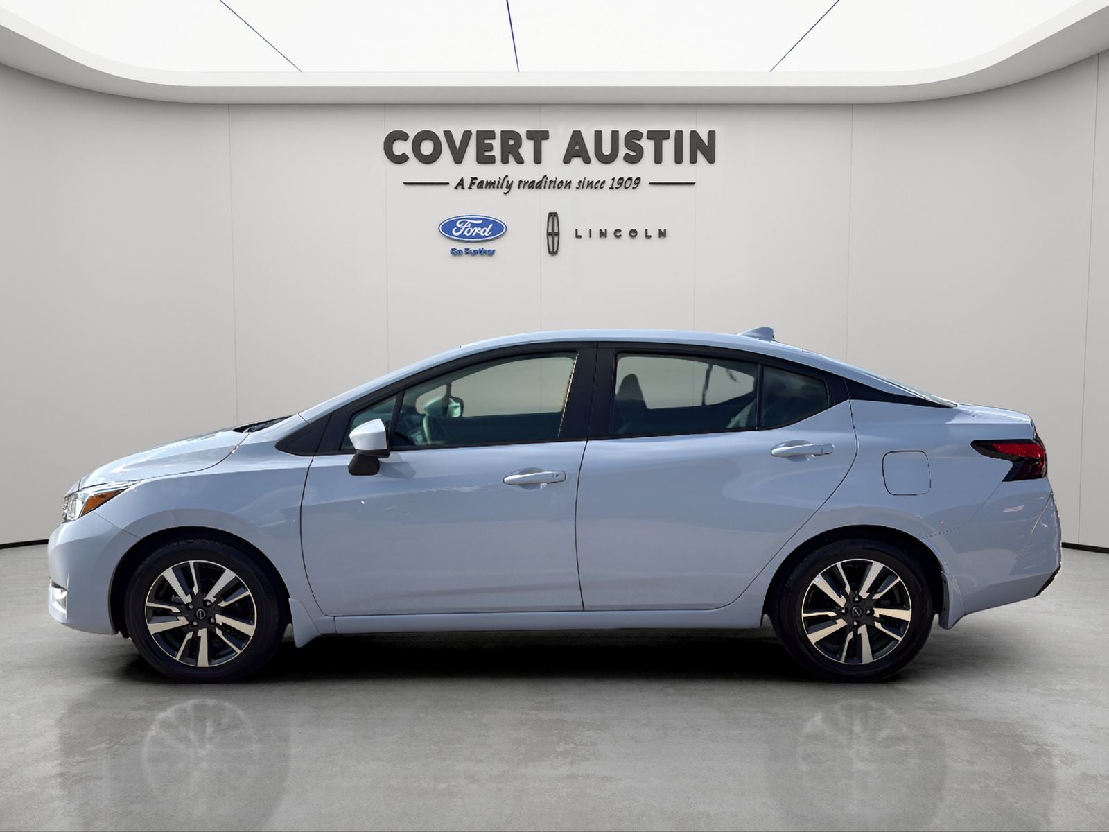 2024 Nissan Versa 1.6 SV