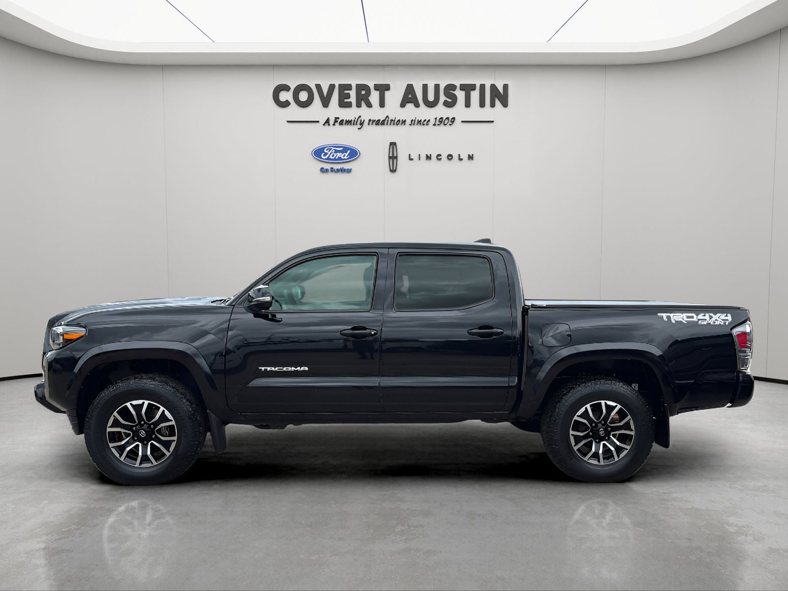 2022 Toyota Tacoma TRD Sport V6