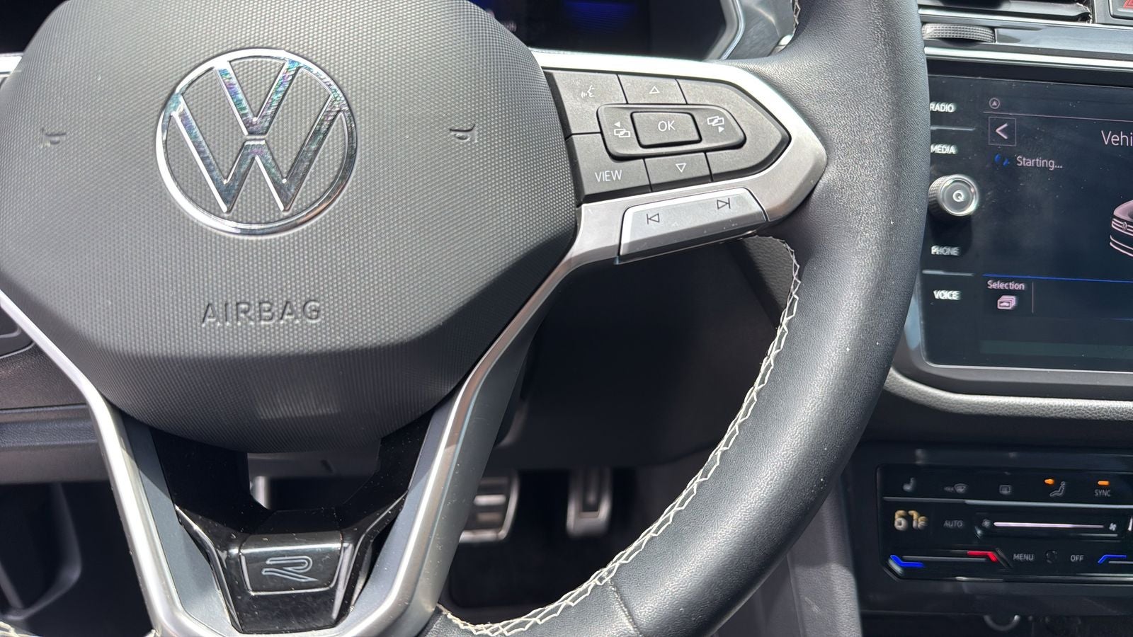 2023 Volkswagen Tiguan 2.0T SE R-Line Black