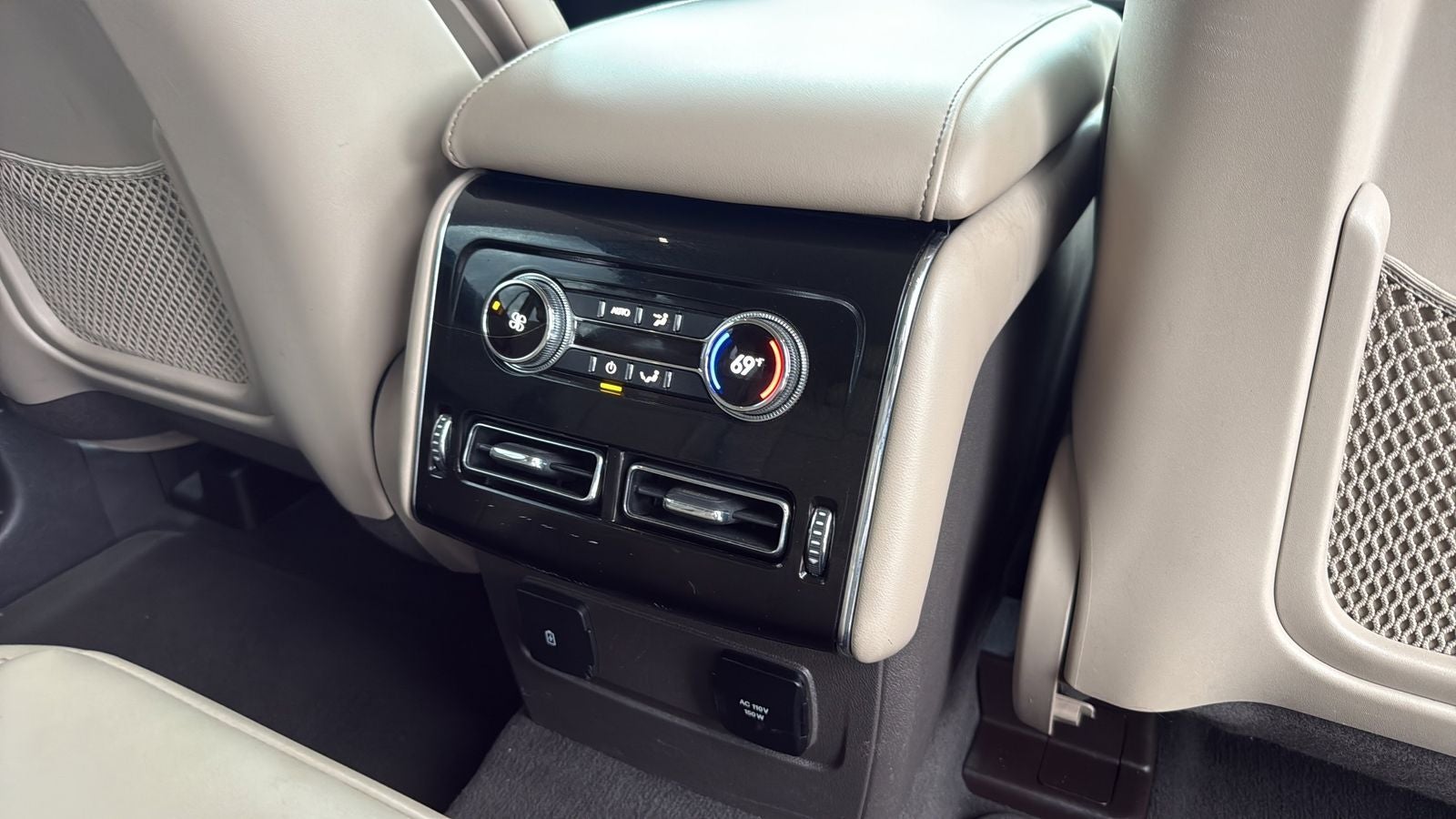 2023 Lincoln Aviator Standard