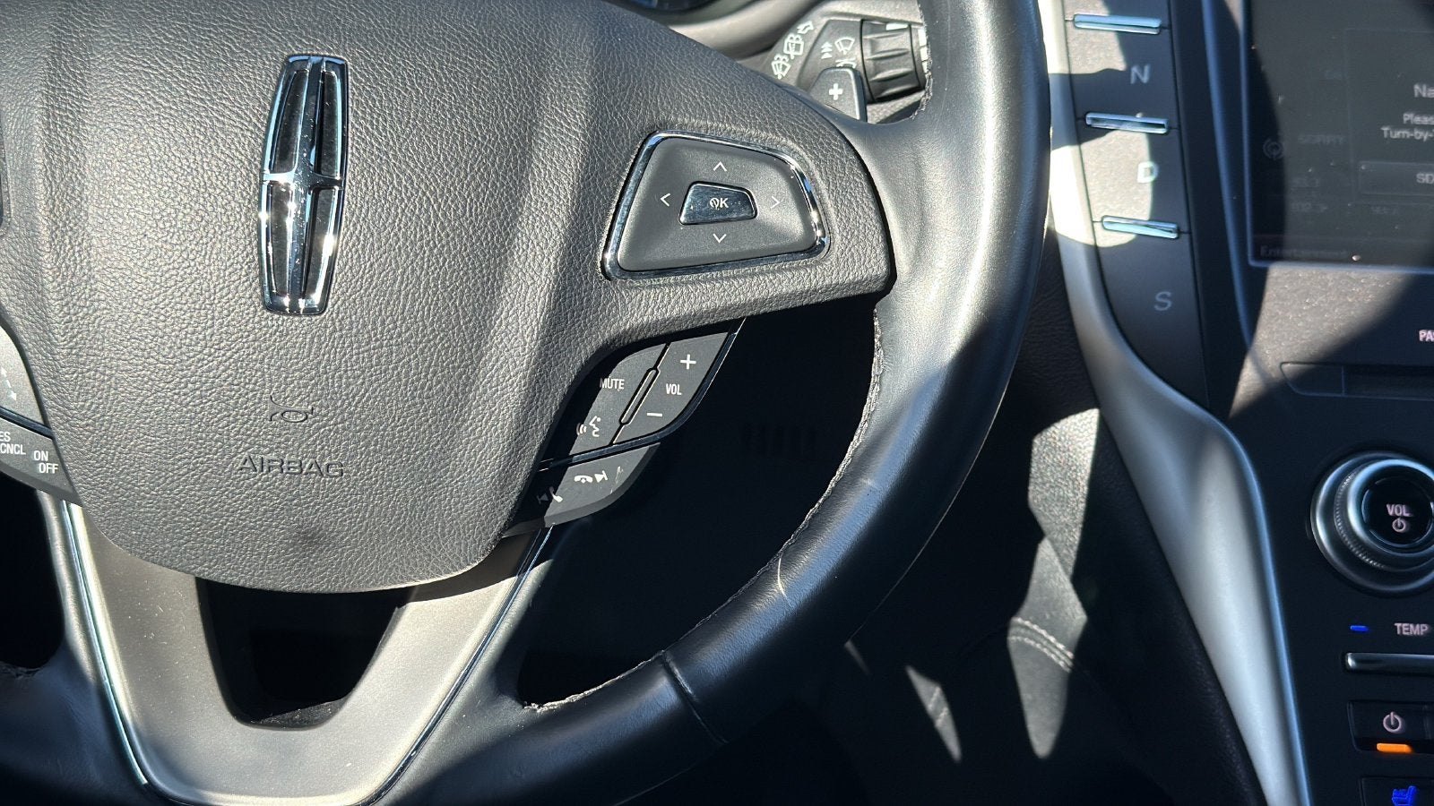 2015 Lincoln MKC Base