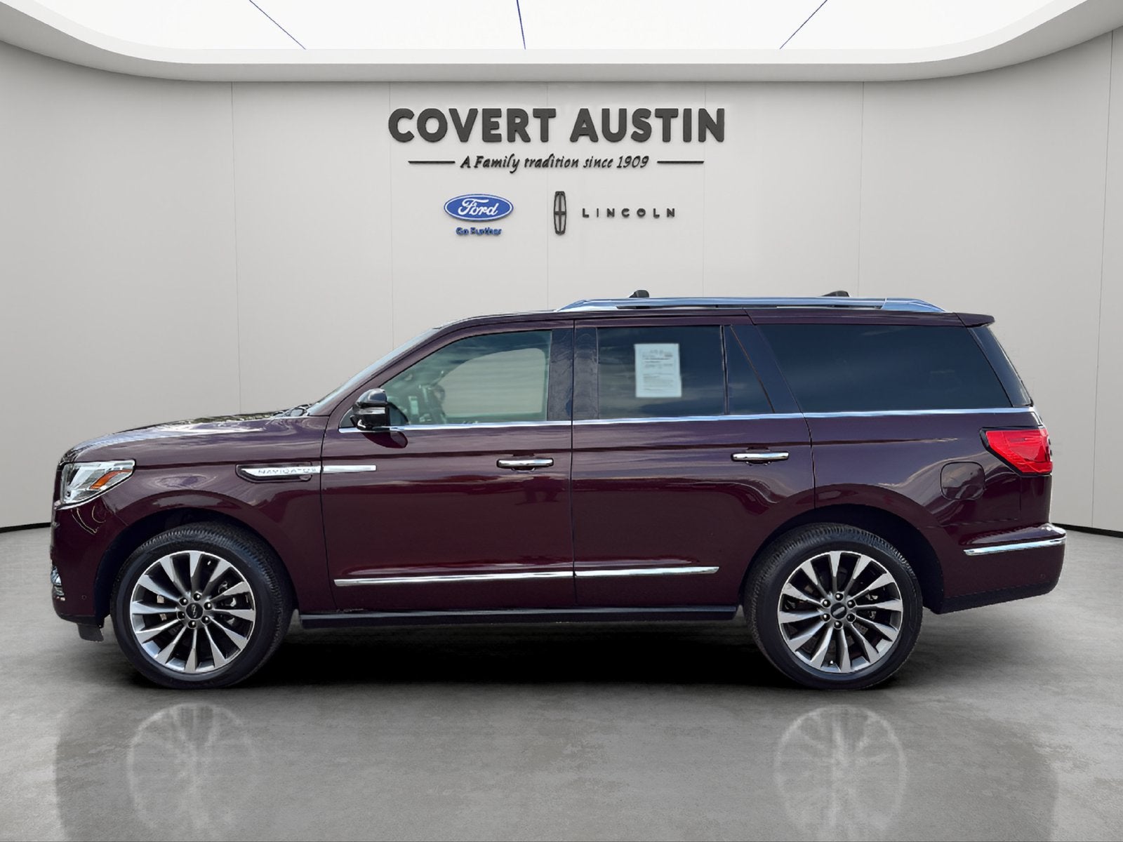 2019 Lincoln Navigator Select