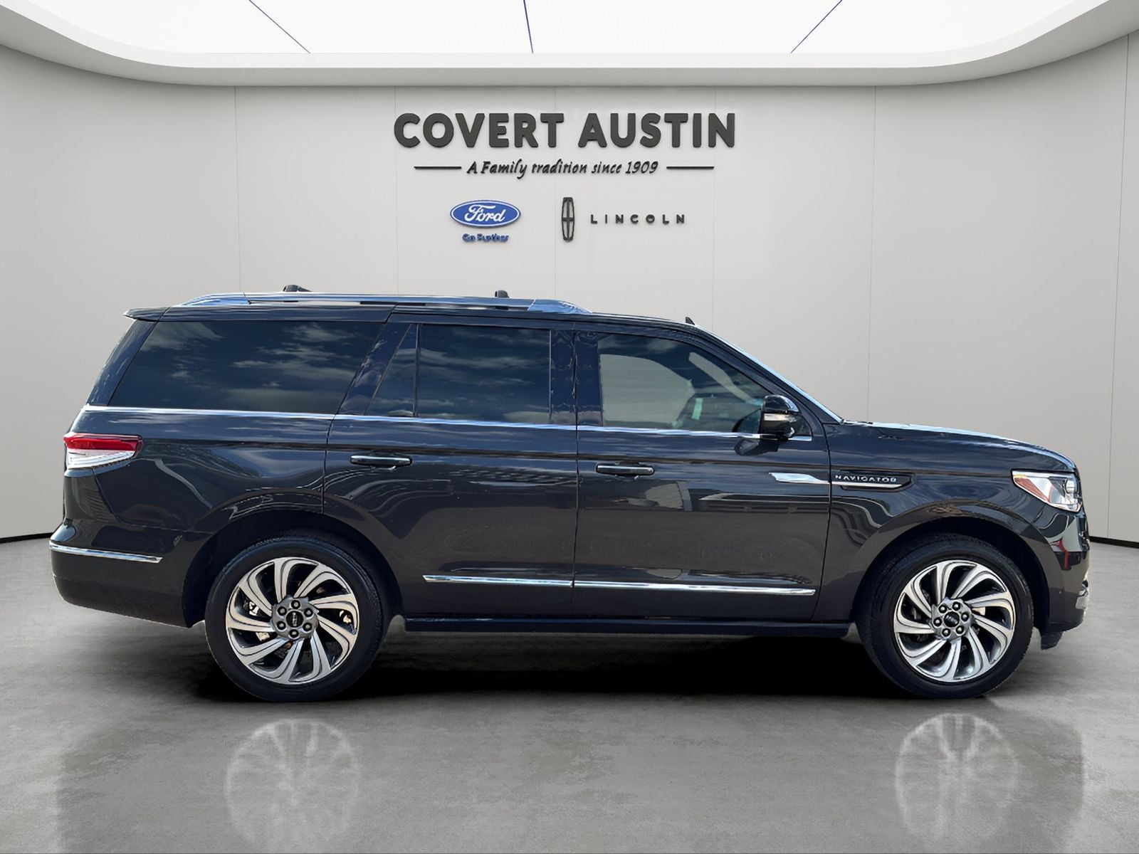 2023 Lincoln Navigator Reserve