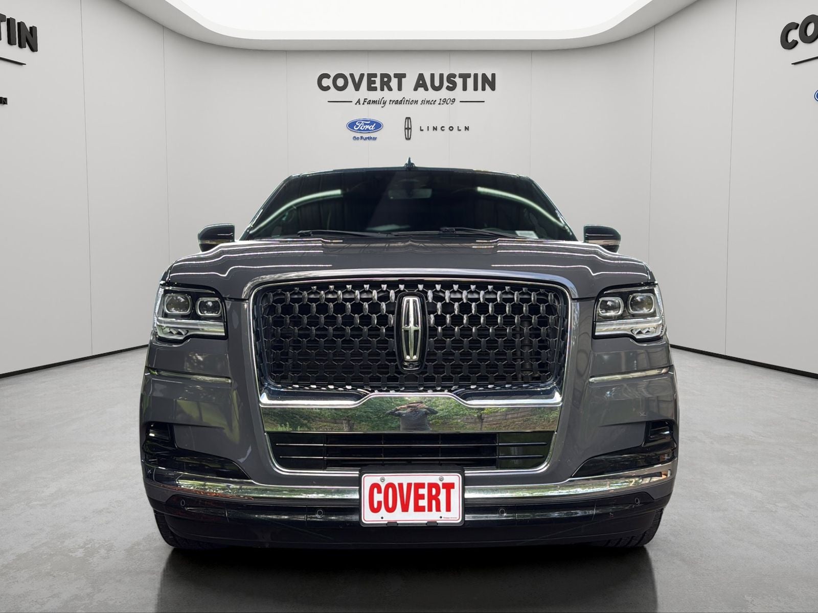 2022 Lincoln Navigator Black Label