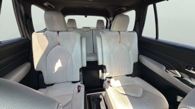 2025 Toyota Grand Highlander Hybrid MAX Platinum
