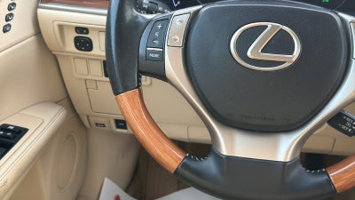 2014 Lexus ES 300h